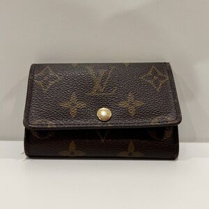 Louis Vuitton Monogram 6 Key Holder M62630